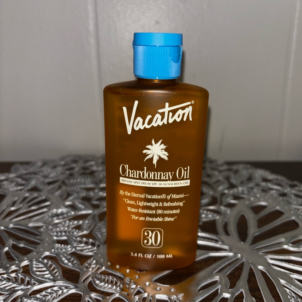 Tanning Oil (UNOPENED) “Clean,Lightweight,and Refreshing”
